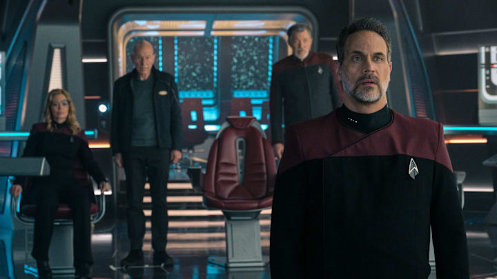 Jeri Ryan as Seven of Nine, Patrick Stewart as Picard, Jonathan Frakes as Will Riker and Todd Stashwick as Captain Liam Shaw in "Imposters" Episode 305, Star Trek: Picard on Paramount+. Photo Credit: Trae Patton/ Paramount+. ©2021 Viacom, International Inc. All Rights Reserved.
