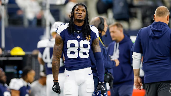 Nov 28, 2024; Arlington, Texas, USA; Dallas Cowboys wide receiver CeeDee Lamb (88) looks up at the scoreboard during the first quarter against the New York Giants at AT&T Stadium. Mandatory Credit: Andrew Dieb-Imagn Images