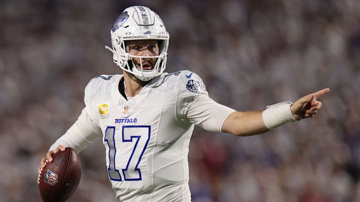 New England Patriots v Buffalo Bills - NFL 2025