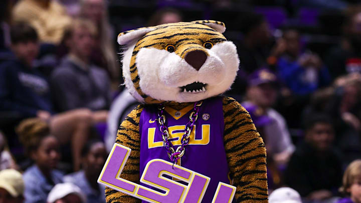 Mike the Tiger during LSU's 85–46 win over McNeese State on Nov. 18, 2021.