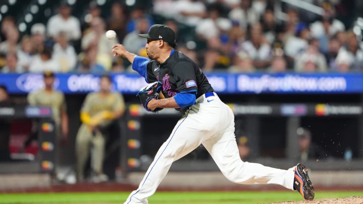 Jun 14, 2024; New York City, New York, USA; New York Mets pitcher Edwin Diaz (39) delivers a pitch against the San Diego Padres during the ninth inning at Citi Field. Mandatory Credit: Gregory Fisher-USA TODAY Sports Jun 14, 2024; New York City, New York, USA; New York Mets pitcher Edwin Diaz (39) delivers a pitch against the San Diego Padres during the ninth inning at Citi Field. Mandatory Credit: Gregory Fisher-USA TODAY Sports