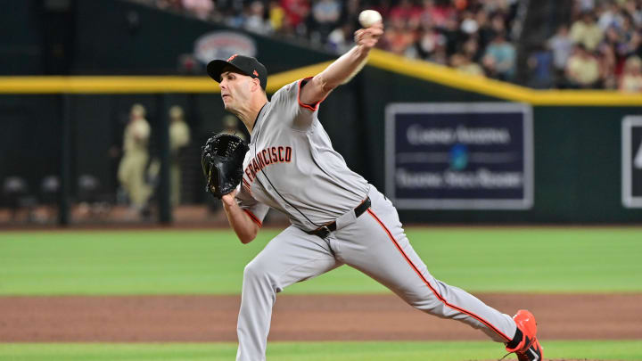 Jun 4, 2024; Phoenix, Arizona, USA; San Francisco Giants pitcher Taylor Rogers (33) throws in the eighth inning against the Arizona Diamondbacks at Chase Field. Jun 4, 2024; Phoenix, Arizona, USA; San Francisco Giants pitcher Taylor Rogers (33) throws in the eighth inning against the Arizona Diamondbacks at Chase Field.
