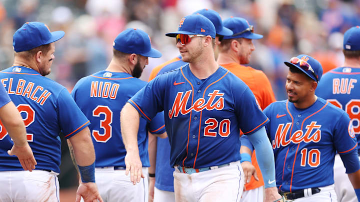 Cincinnati Reds v New York Mets