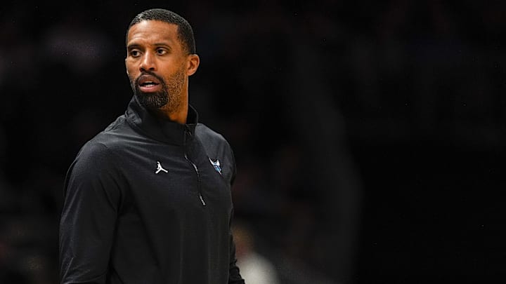 Mar 3, 2025; Charlotte, North Carolina, USA; Charlotte Hornets head coach Charles Lee  during the second quarter against the Golden State Warriors at Spectrum Center. Mandatory Credit: Jim Dedmon-Imagn Images