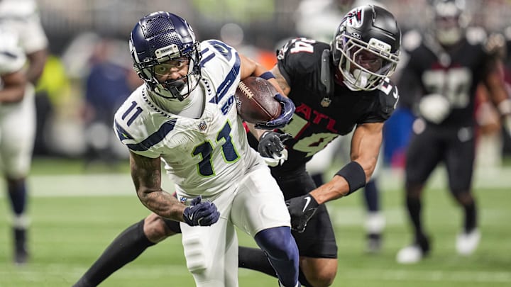 Dec 7, 2025; Atlanta, Georgia, USA; Seattle Seahawks wide receiver Jaxon Smith-Njigba (11) runs past Atlanta Falcons cornerback A.J. Terrell Jr. (24) for a touchdown during the second half at Mercedes-Benz Stadium. Mandatory Credit: Dale Zanine-Imagn Images Dec 7, 2025; Atlanta, Georgia, USA; Seattle Seahawks wide receiver Jaxon Smith-Njigba (11) runs past Atlanta Falcons cornerback A.J. Terrell Jr. (24) for a touchdown during the second half at Mercedes-Benz Stadium. Mandatory Credit: Dale Zanine-Imagn Images