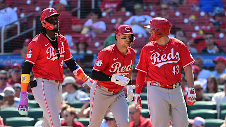 Sep 17, 2025; St. Louis, Missouri, USA; Cincinnati Reds shortstop Elly De La Cruz (44, left), Cincinnati Reds first baseman Spencer Steer (7, center), and Cincinnati Reds third baseman Sal Stewart (43) walk back to the dugout after Steer hit a three-rin home run in the fourth inning against the St. Louis Cardinals at Busch Stadium. Mandatory Credit: Tim Vizer-Imagn Images Sep 17, 2025; St. Louis, Missouri, USA; Cincinnati Reds shortstop Elly De La Cruz (44, left), Cincinnati Reds first baseman Spencer Steer (7, center), and Cincinnati Reds third baseman Sal Stewart (43) walk back to the dugout after Steer hit a three-rin home run in the fourth inning against the St. Louis Cardinals at Busch Stadium. Mandatory Credit: Tim Vizer-Imagn Images