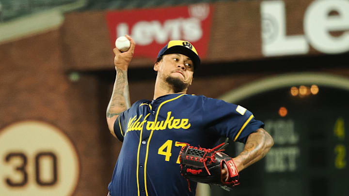 Milwaukee Brewers starting pitcher Frankie Montas (47) pitches the ball against the San Francisco Giants during the fifth inning at Oracle Park in 2024.