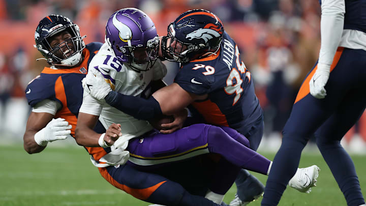 Minnesota Vikings v Denver Broncos