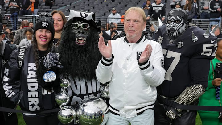 Denver Broncos v Las Vegas Raiders