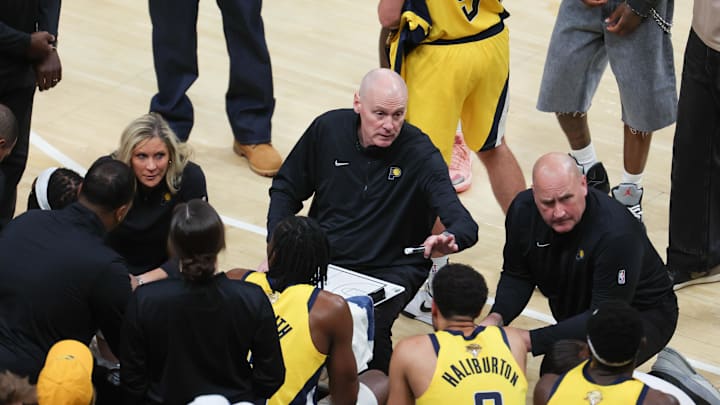 Jun 19, 2025; Indianapolis, Indiana, USA; Indiana Pacers head coach Rick Carlisle speaks to his players during a timeout in the second quarter during game six of the 2025 NBA Finals against the Oklahoma City Thunder at Gainbridge Fieldhouse. Mandatory Credit: Trevor Ruszkowski-Imagn Images