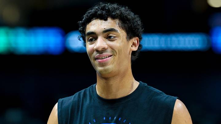 Dallas Mavericks guard Max Christie (00) Dallas Mavericks guard Max Christie (00)