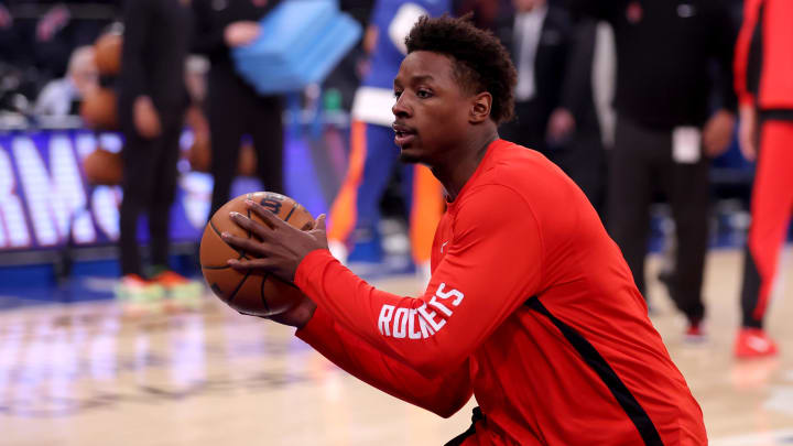 Jan 17, 2024; New York, New York, USA; Houston Rockets forward Jae'Sean Tate (8) warms up before a game against the New York Knicks at Madison Square Garden. Mandatory Credit: Brad Penner-USA TODAY Sports Jan 17, 2024; New York, New York, USA; Houston Rockets forward Jae'Sean Tate (8) warms up before a game against the New York Knicks at Madison Square Garden. Mandatory Credit: Brad Penner-USA TODAY Sports