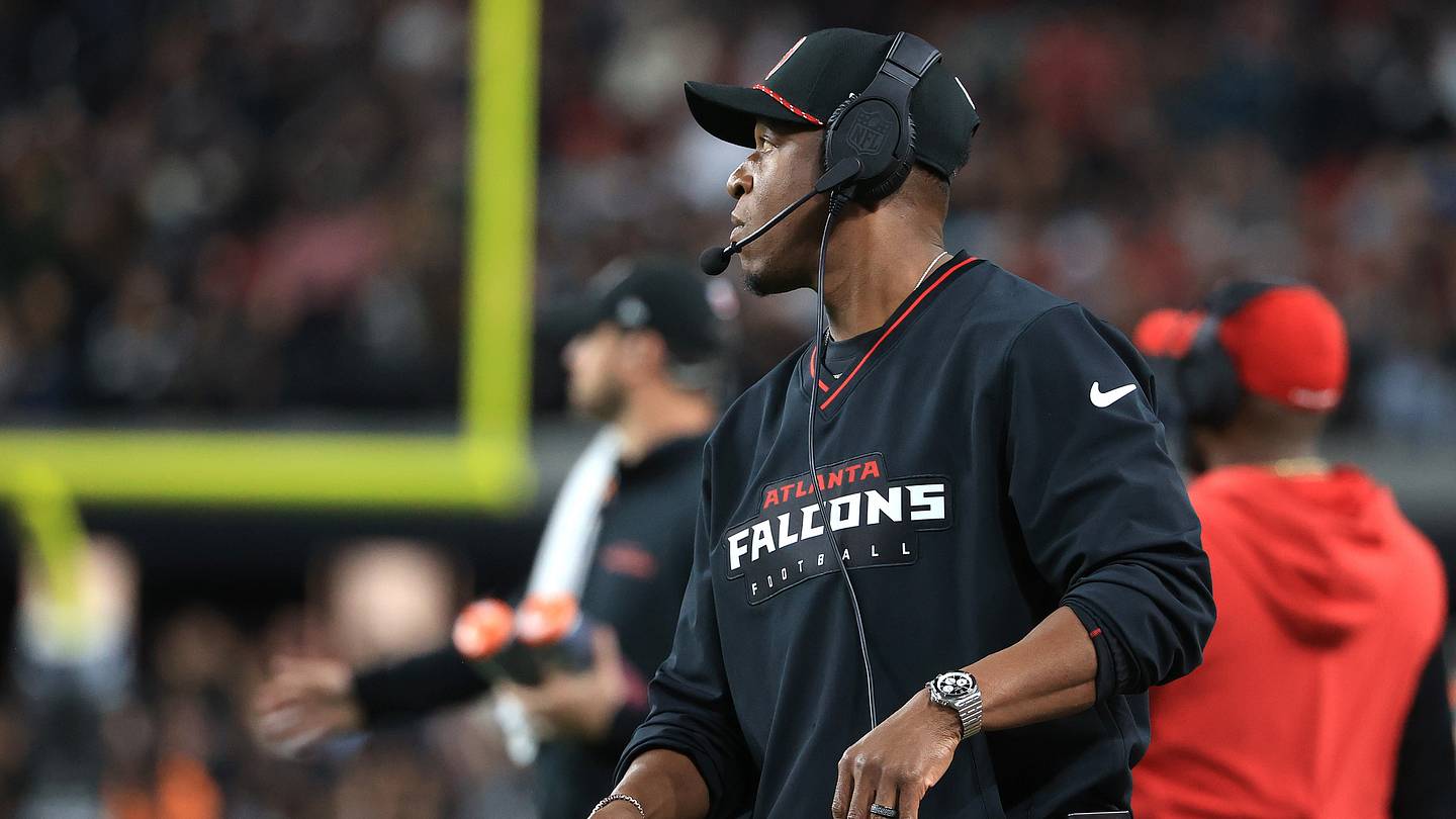 Is Atlanta Falcons head coach Raheem Morris on the hot seat in Week 17?