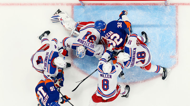 New York Rangers v New York Islanders