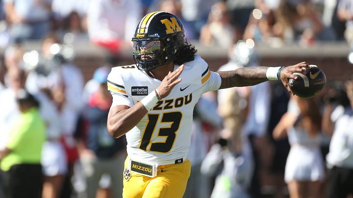 Missouri Tigers quarterback Austin Simmons. Mandatory Credit: Petre Thomas-Imagn Images Missouri Tigers quarterback Austin Simmons. Mandatory Credit: Petre Thomas-Imagn Images