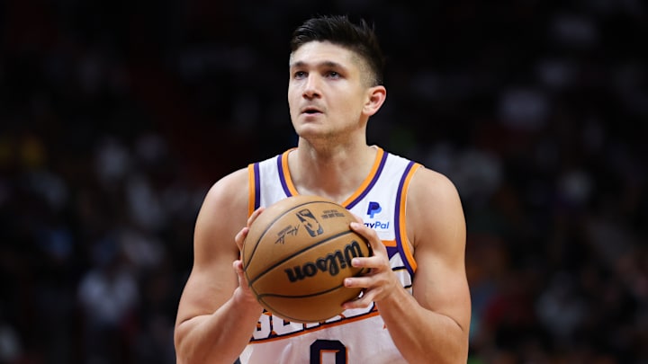 Phoenix Suns v Miami Heat