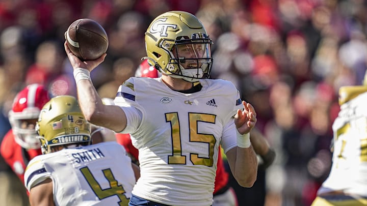 Nov 26, 2022; Athens, Georgia, USA; Georgia Tech Yellow Jackets quarterback Zach Gibson (15) passes the ball against the Georgia Bulldogs during the first quarter at Sanford Stadium. Mandatory Credit: Dale Zanine-Imagn Images Nov 26, 2022; Athens, Georgia, USA; Georgia Tech Yellow Jackets quarterback Zach Gibson (15) passes the ball against the Georgia Bulldogs during the first quarter at Sanford Stadium. Mandatory Credit: Dale Zanine-Imagn Images