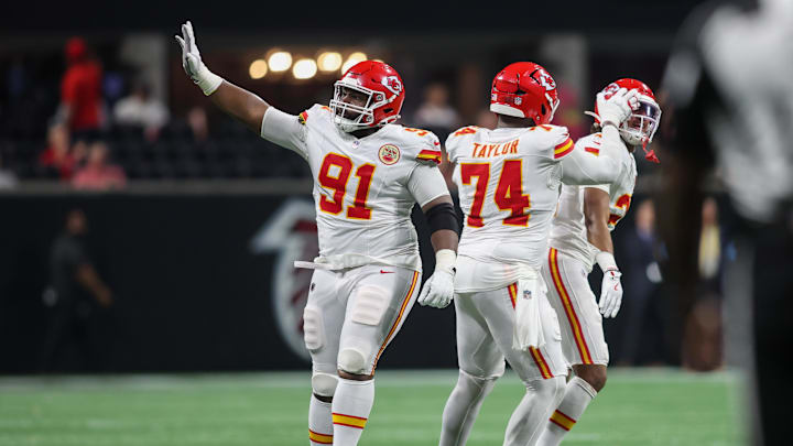 Sep 22, 2024; Atlanta, Georgia, USA; Kansas City Chiefs defensive tackle Derrick Nnadi (91) waves to the crowd after a stop on fourth down against the Atlanta Falcons in the fourth quarter at Mercedes-Benz Stadium. Mandatory Credit: Brett Davis-Imagn Images
