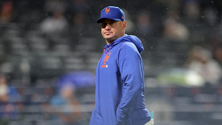 Carlos Mendoza sigue siendo el manager de los Mets 