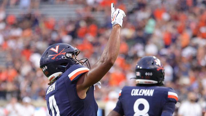 Sep 11, 2026; Charlottesville, Virginia, USA; Virginia Cavaliers wide receiver Jacquon Gibson (4) celebrates after scoring a touchdown during the first quarter against the Norfolk State Spartans at Scott Stadium. Mandatory Credit: Amber Searls-Imagn Images Sep 11, 2026; Charlottesville, Virginia, USA; Virginia Cavaliers wide receiver Jacquon Gibson (4) celebrates after scoring a touchdown during the first quarter against the Norfolk State Spartans at Scott Stadium. Mandatory Credit: Amber Searls-Imagn Images