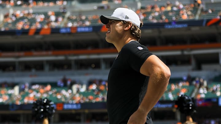 Aug 23, 2025; Cincinnati, Ohio, USA; Cincinnati Bengals defensive end Trey Hendrickson (91) walks onto the field before the game against the Indianapolis Colts at Paycor Stadium. Mandatory Credit: Katie Stratman-Imagn Images
