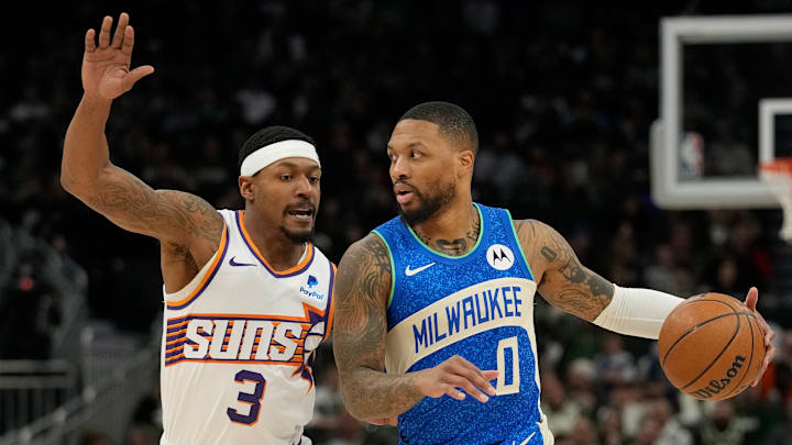 Phoenix Suns v Milwaukee Bucks