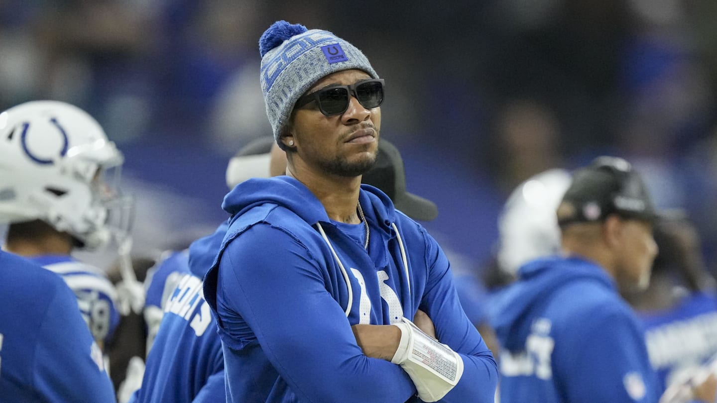 Exploring Whether Dolphins Should Take Big Gamble on Talented QB Trade Target