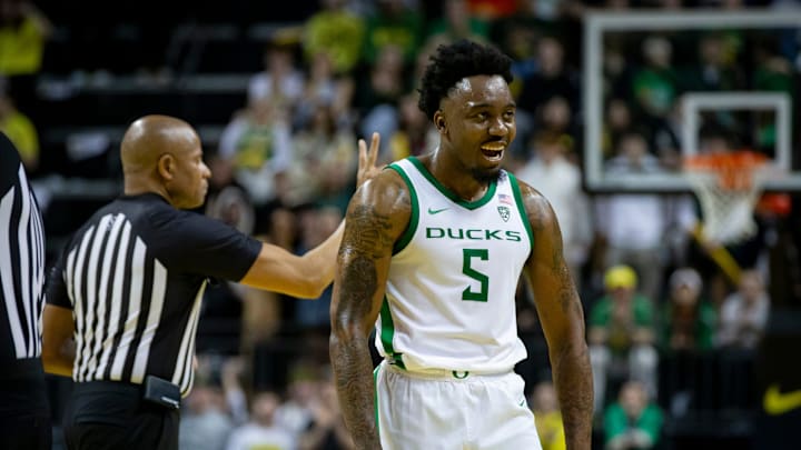Oregon guard Jermaine Couisnard reacts during the second half.