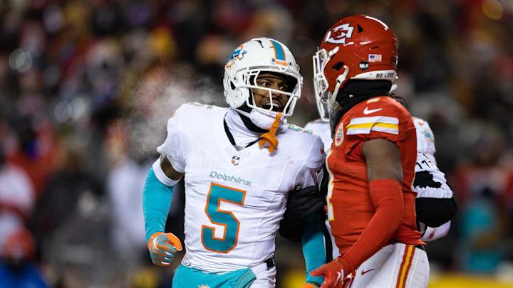 AFC Wild Card Playoffs - Miami Dolphins v Kansas City Chiefs