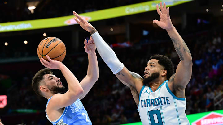 Nov 17, 2024; Cleveland, Ohio, USA; Cleveland Cavaliers guard Ty Jerome (2) drives to the basket against Charlotte Hornets forward Miles Bridges (0) during the second half at Rocket Mortgage FieldHouse. Mandatory Credit: Ken Blaze-Imagn Images Nov 17, 2024; Cleveland, Ohio, USA; Cleveland Cavaliers guard Ty Jerome (2) drives to the basket against Charlotte Hornets forward Miles Bridges (0) during the second half at Rocket Mortgage FieldHouse. Mandatory Credit: Ken Blaze-Imagn Images