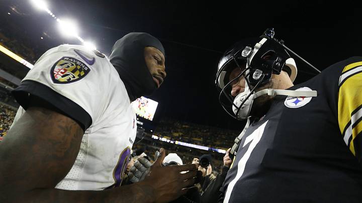 Dec 5, 2021; Pittsburgh, Pennsylvania, USA; Baltimore Ravens quarterback Lamar Jackson (8) greets Pittsburgh Steelers quarterback Ben Roethlisberger (7) after their game at Heinz Field. Pittsburgh won 20-19. Mandatory Credit: Charles LeClaire-Imagn Images Dec 5, 2021; Pittsburgh, Pennsylvania, USA; Baltimore Ravens quarterback Lamar Jackson (8) greets Pittsburgh Steelers quarterback Ben Roethlisberger (7) after their game at Heinz Field. Pittsburgh won 20-19. Mandatory Credit: Charles LeClaire-Imagn Images