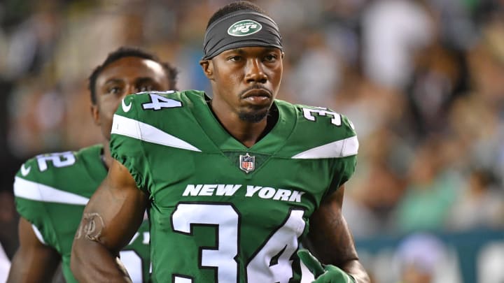 Aug 12, 2022; Philadelphia, Pennsylvania, USA; New York Jets cornerback Justin Hardee (34) against