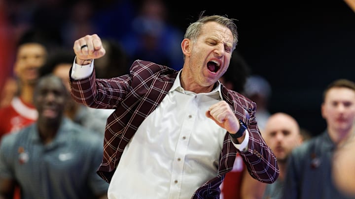 Jan 18, 2025; Lexington, Kentucky, USA; Alabama Crimson Tide head coach Nate Oats celebrates during the second half against the Kentucky Wildcats at Rupp Arena at Central Bank Center. Mandatory Credit: Jordan Prather-Imagn Images Jan 18, 2025; Lexington, Kentucky, USA; Alabama Crimson Tide head coach Nate Oats celebrates during the second half against the Kentucky Wildcats at Rupp Arena at Central Bank Center. Mandatory Credit: Jordan Prather-Imagn Images