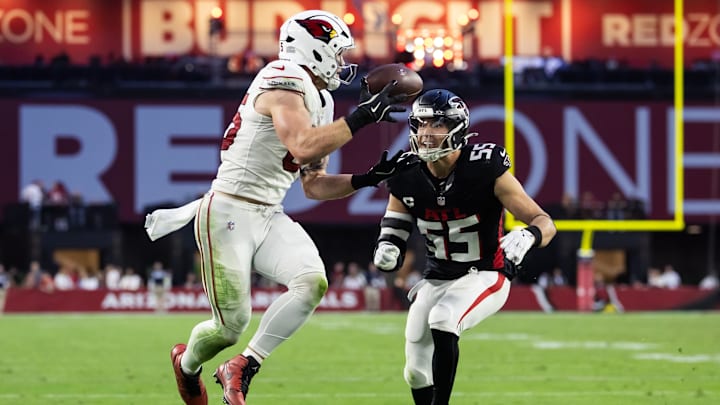 Atlanta Falcons linebacker Kaden Elliss