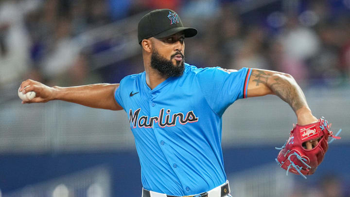 Atlanta Braves v Miami Marlins