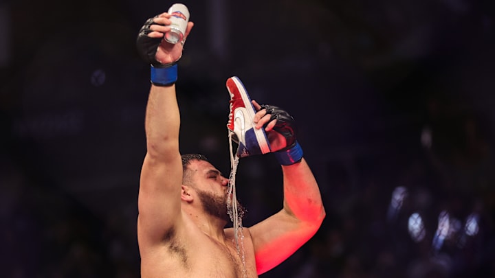 Tai Tuivasa does a shoey