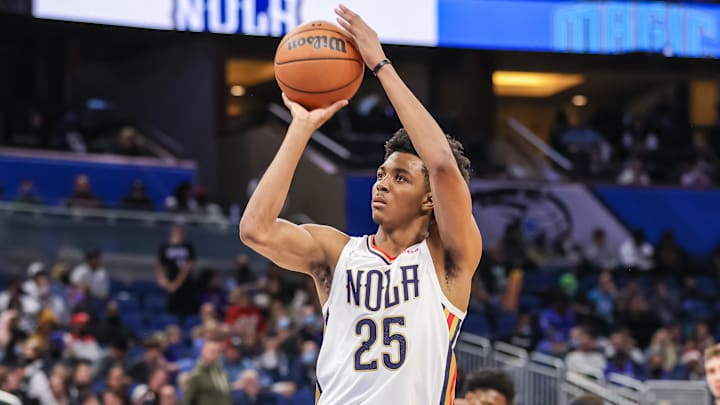 Dec 23, 2021; Orlando, Florida, USA; New Orleans Pelicans guard Trey Murphy III (25) shoots a free throw during the second half against the Orlando Magic at Amway Center. Dec 23, 2021; Orlando, Florida, USA; New Orleans Pelicans guard Trey Murphy III (25) shoots a free throw during the second half against the Orlando Magic at Amway Center.