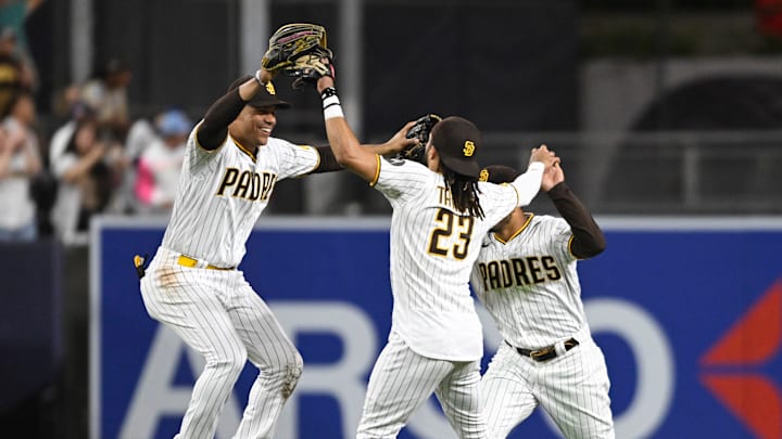 Los Angeles Dodgers v San Diego Padres