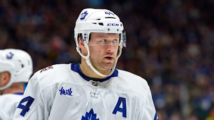 Toronto Maple Leafs v Vancouver Canucks
