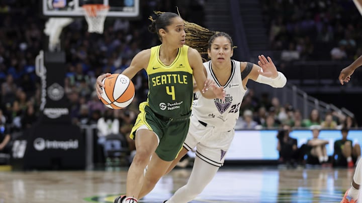 The UNDER is a great bet in the Storm-Valkyries matchup.