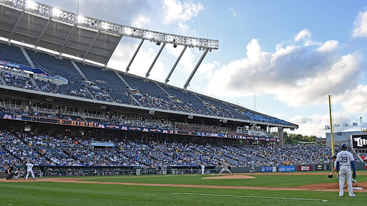 May 21, 2024; Kansas City, Missouri, USA; Detroit Tigers relief pitcher Tyler Holton (87) delivers a pitch to Kansas City Royals Kyle Isbel (28) in the third inning at Kauffman Stadium. Mandatory Credit: Peter Aiken-Imagn Images May 21, 2024; Kansas City, Missouri, USA; Detroit Tigers relief pitcher Tyler Holton (87) delivers a pitch to Kansas City Royals Kyle Isbel (28) in the third inning at Kauffman Stadium. Mandatory Credit: Peter Aiken-Imagn Images