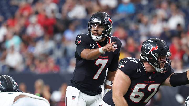 Houston Texans quarterback C.J. Stroud (7)