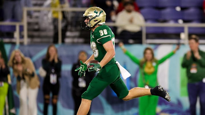 Sean Atkins needs 74 yards to become USF's all-time leader in receiving yardage.