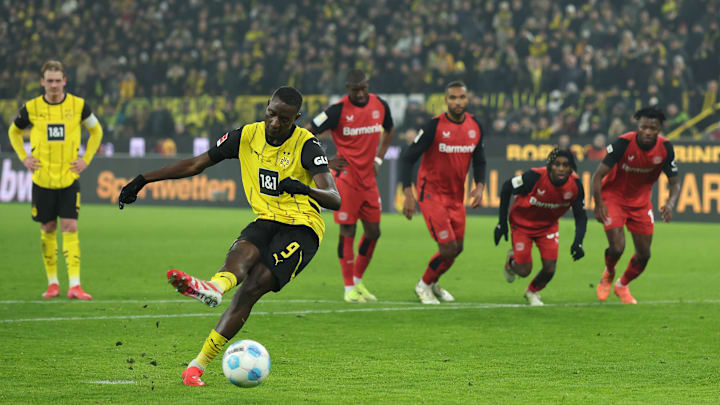 Borussia Dortmund v Bayer 04 Leverkusen - Bundesliga