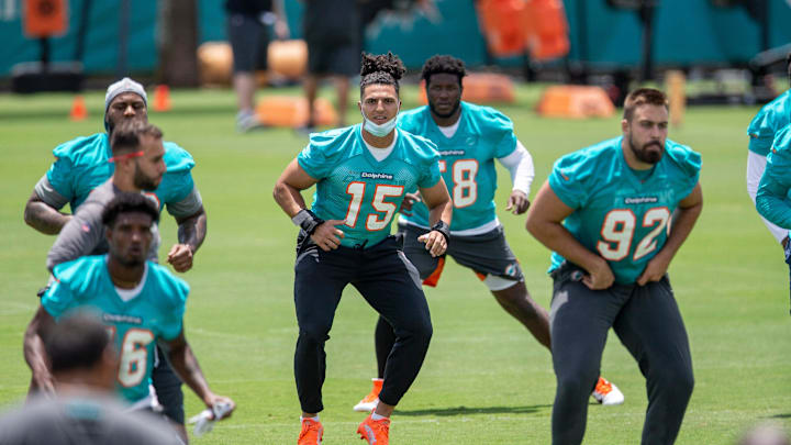 Miami Dolphins DE Jaelen Phillips, 15, practicing at OTA's at training facility in Davie, Florida on May 26, 2021. GREG LOVETT/PALM BEACH POST
Photos Of The Week May 24 To May 31 In Palm Beach County 24 Miami Dolphins DE Jaelen Phillips, 15, practicing at OTA's at training facility in Davie, Florida on May 26, 2021. GREG LOVETT/PALM BEACH POST
Photos Of The Week May 24 To May 31 In Palm Beach County 24