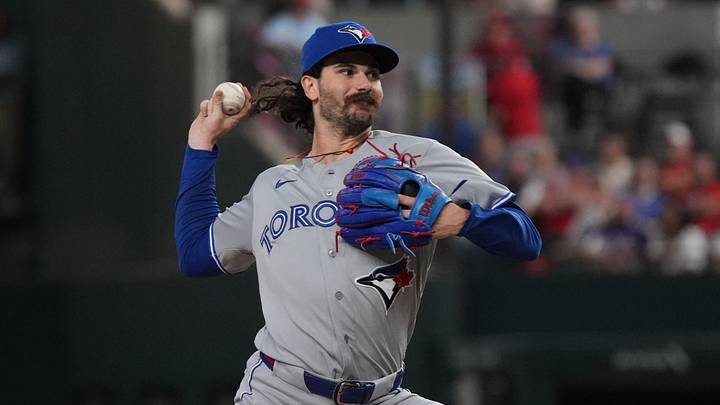 Sep 18, 2026; Arlington, Texas, USA; Toronto Blue Jays pitcher Dylan Cease (84) throws to the plate against the Texas Rangers during the first inning at Globe Life Field. Mandatory Credit: Raymond Carlin III-Imagn Images Sep 18, 2026; Arlington, Texas, USA; Toronto Blue Jays pitcher Dylan Cease (84) throws to the plate against the Texas Rangers during the first inning at Globe Life Field. Mandatory Credit: Raymond Carlin III-Imagn Images