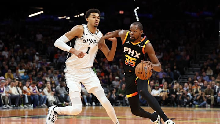 San Antonio Spurs v Phoenix Suns - Emirates NBA Cup