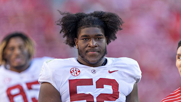 Alabama tackle Tyler Booker
