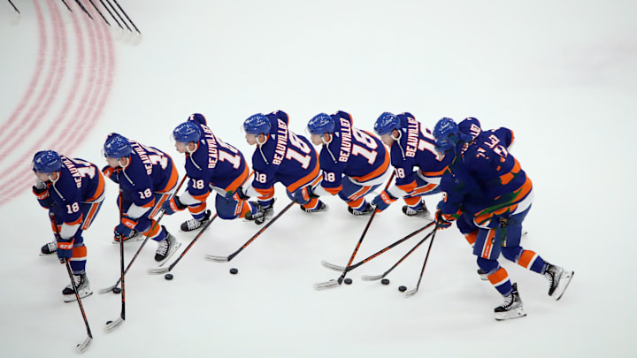 Tampa Bay Lightning v New York Islanders