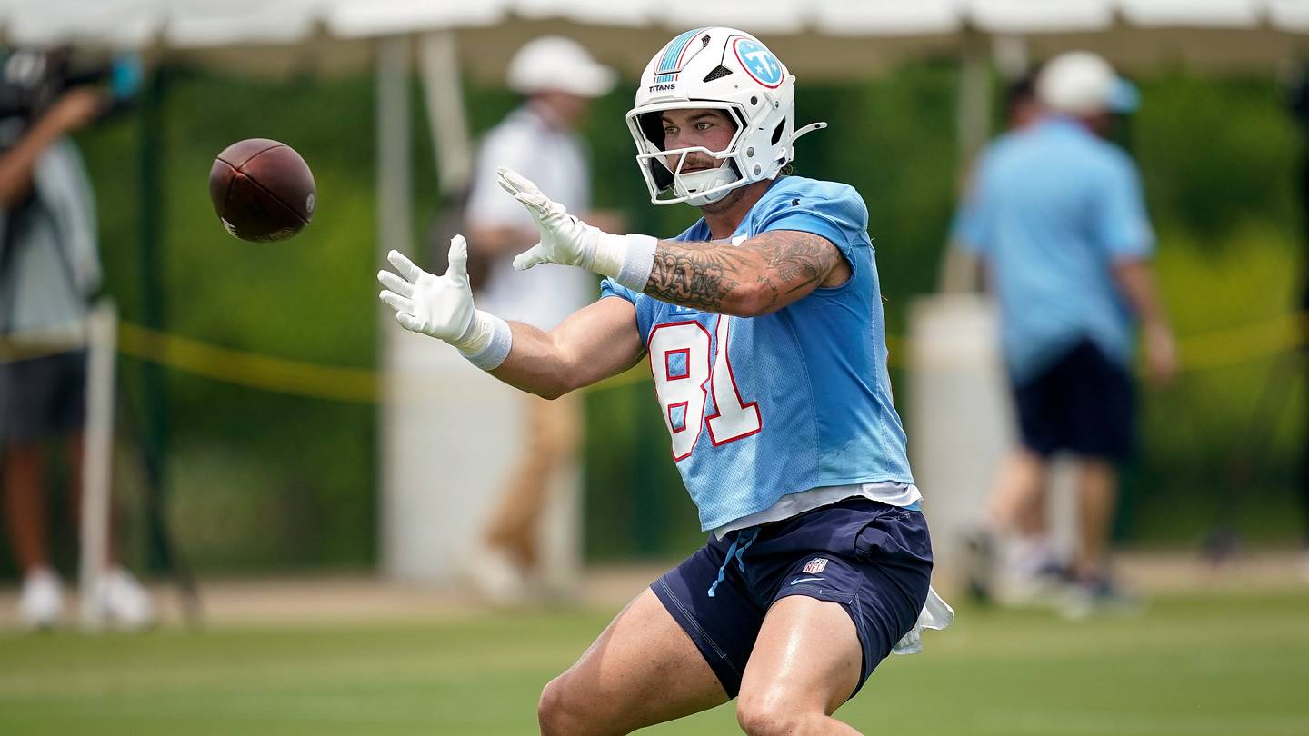 Titans rookie TE Jaren Kanak has been secret-weapon playmaker at training camp
